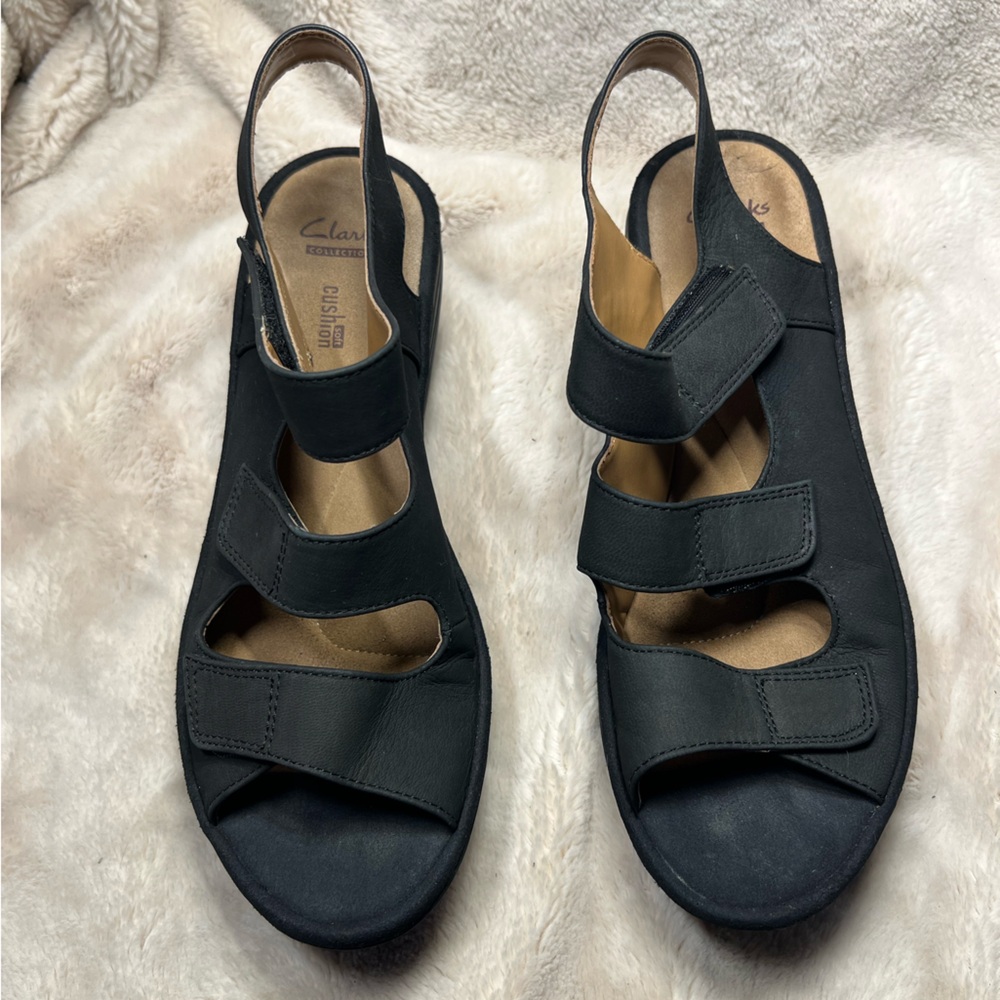 Clarks Womens Wedge Size 9 Black - Picture 2 of 7